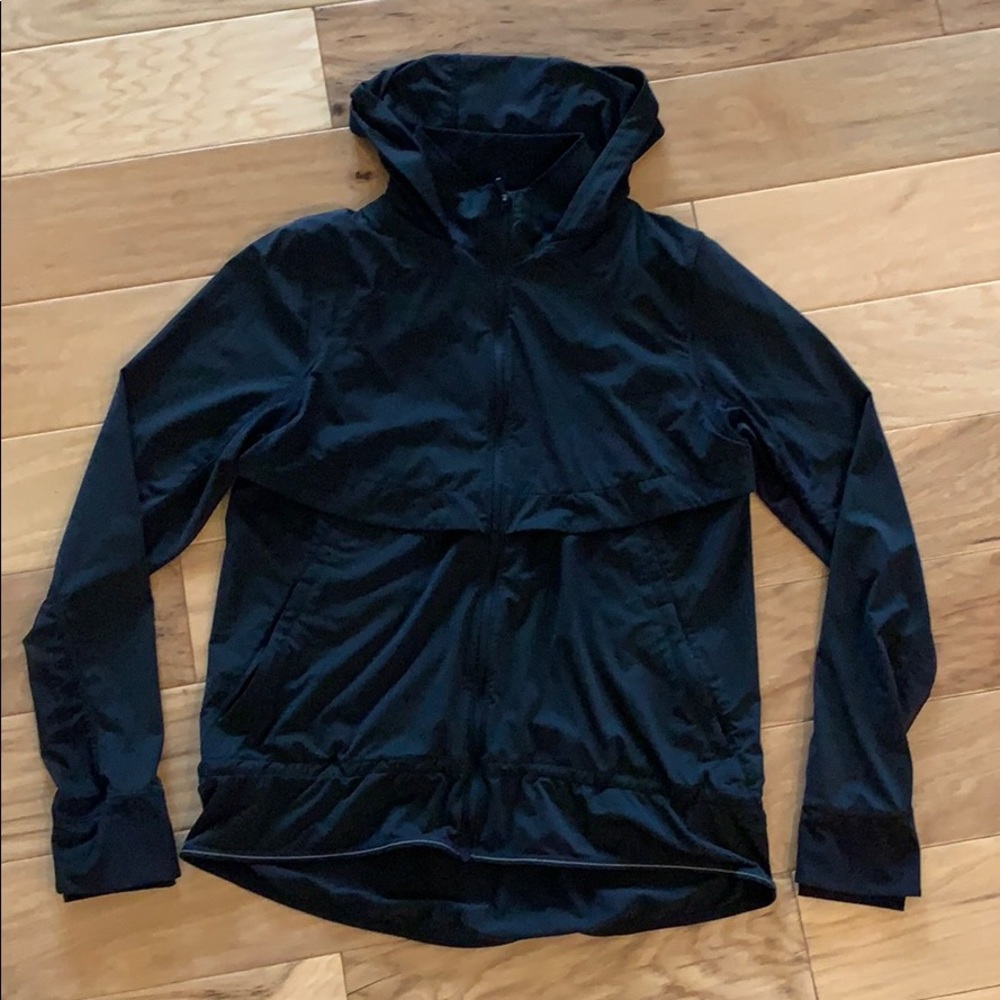 Lululemon windbreaker